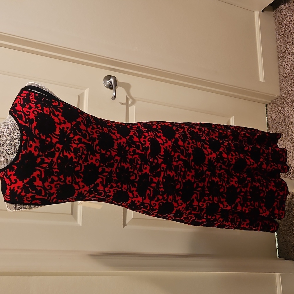 Taylor Dresses 2 Piece Sweater Set red/black size M - Picture 6 of 13